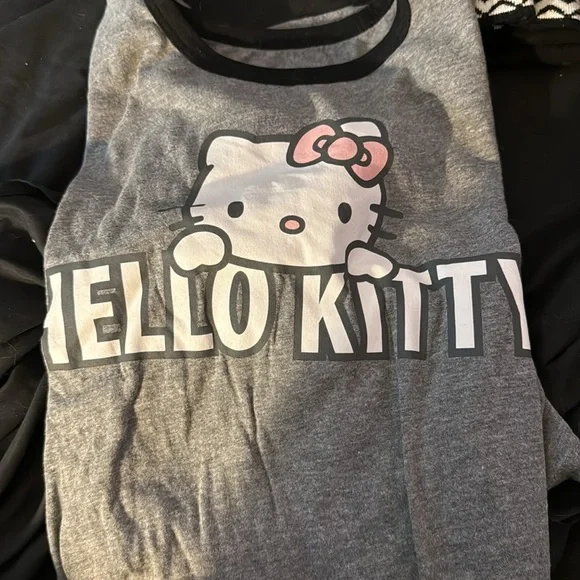 Hello Kitty Ringer Tee - Picture 3 of 5